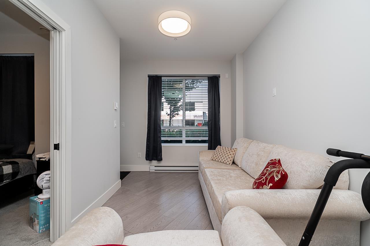 Photo 8 of 103 20360 Logan Avenue, Langley BC