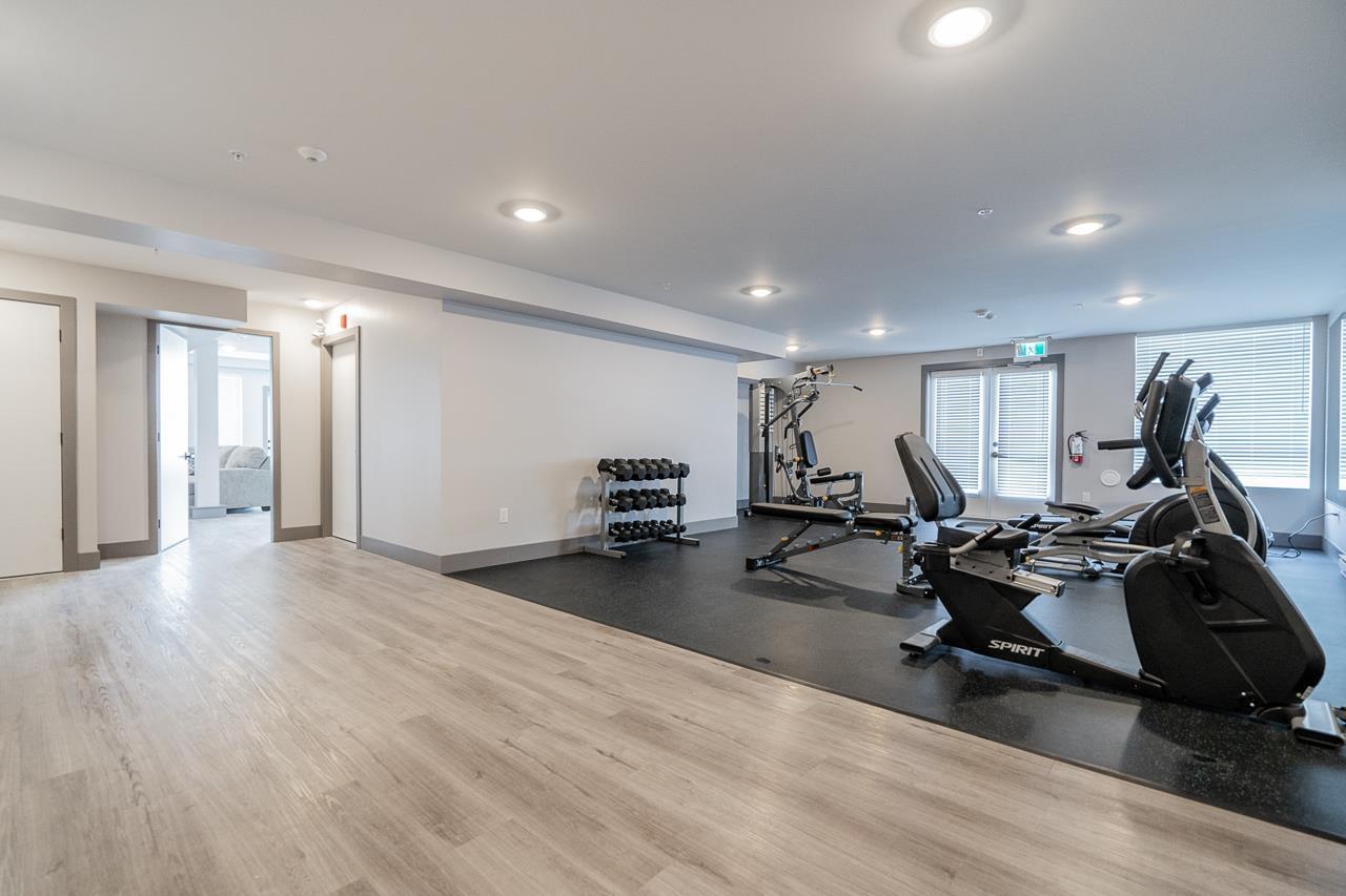 Photo 13 of 103 20360 Logan Avenue, Langley BC