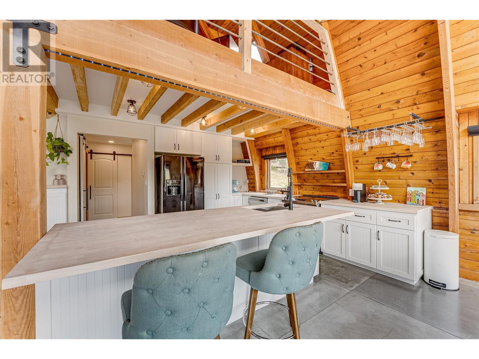 Photo 9 of 5867 Bella Vista Road, Vernon BC