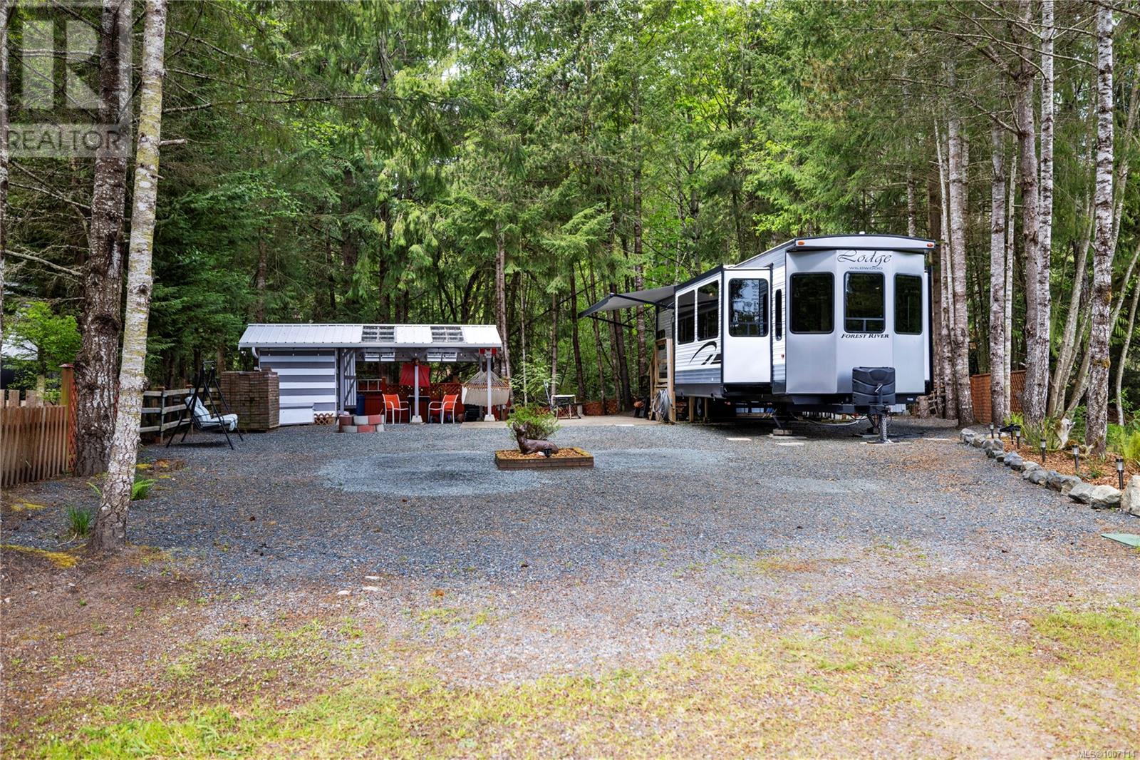 Photo 6 of A 11 2650 Turnbull Rd, Qualicum Beach BC