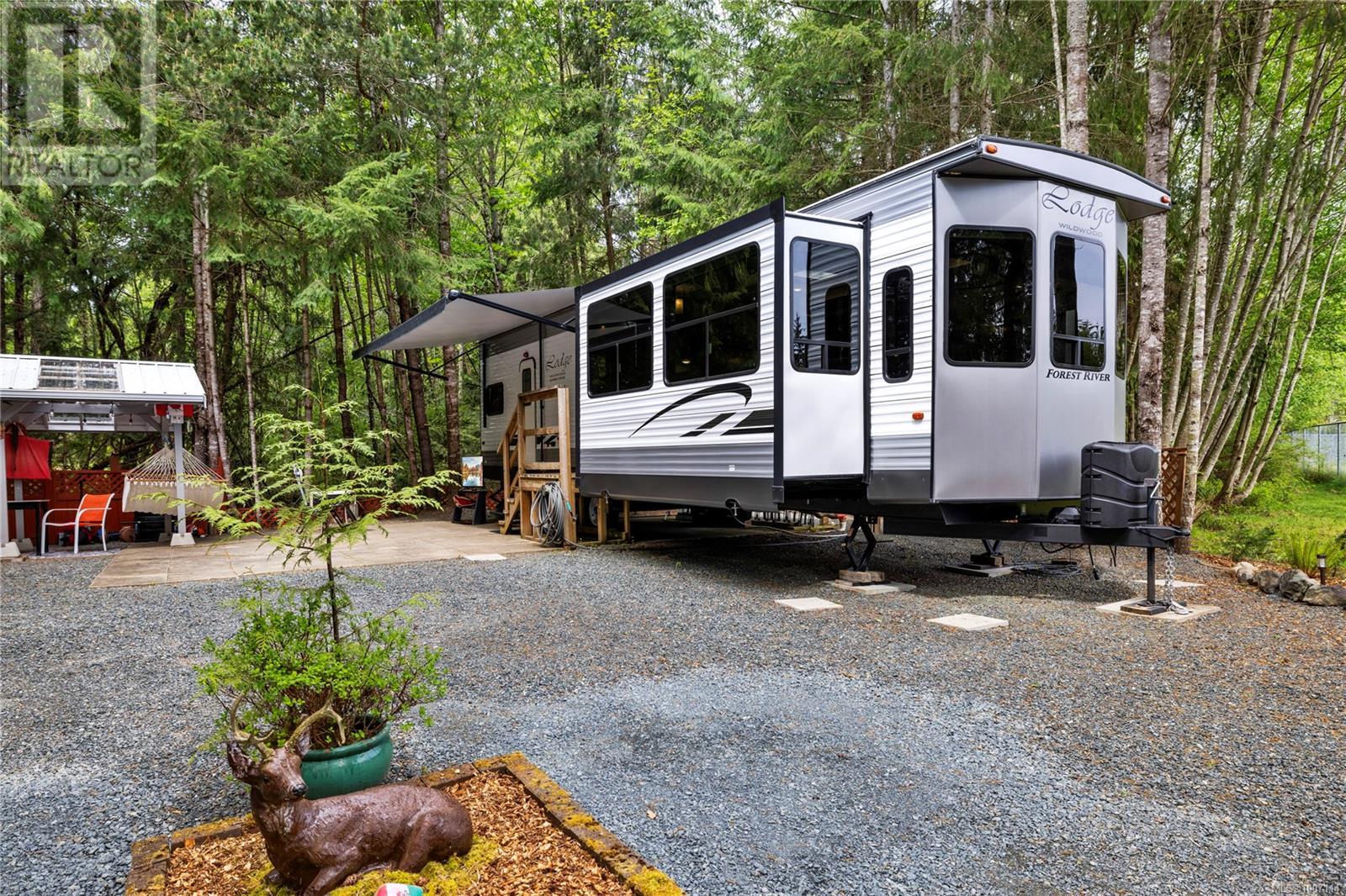 Photo 13 of A 11 2650 Turnbull Rd, Qualicum Beach BC