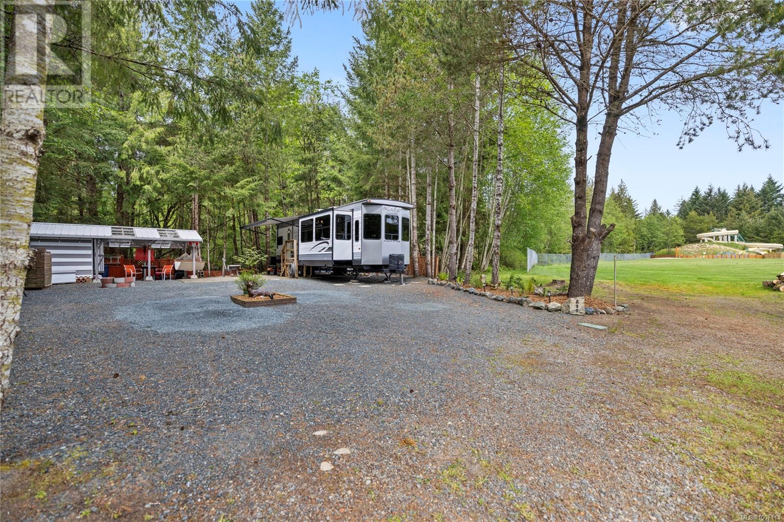 Photo 16 of A 11 2650 Turnbull Rd, Qualicum Beach BC