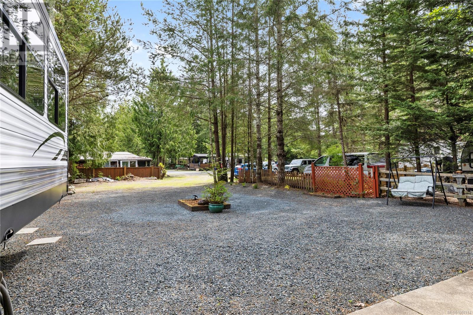 Photo 15 of A 11 2650 Turnbull Rd, Qualicum Beach BC