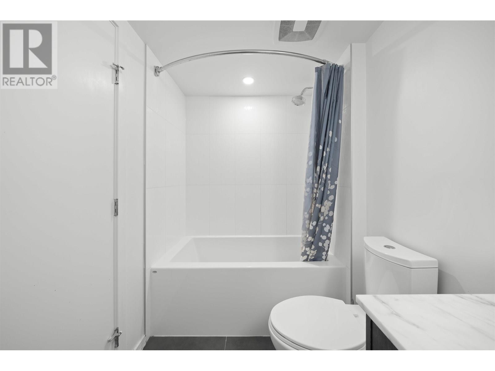 Photo 18 of 1011 7988 Ackroyd Road, Richmond BC