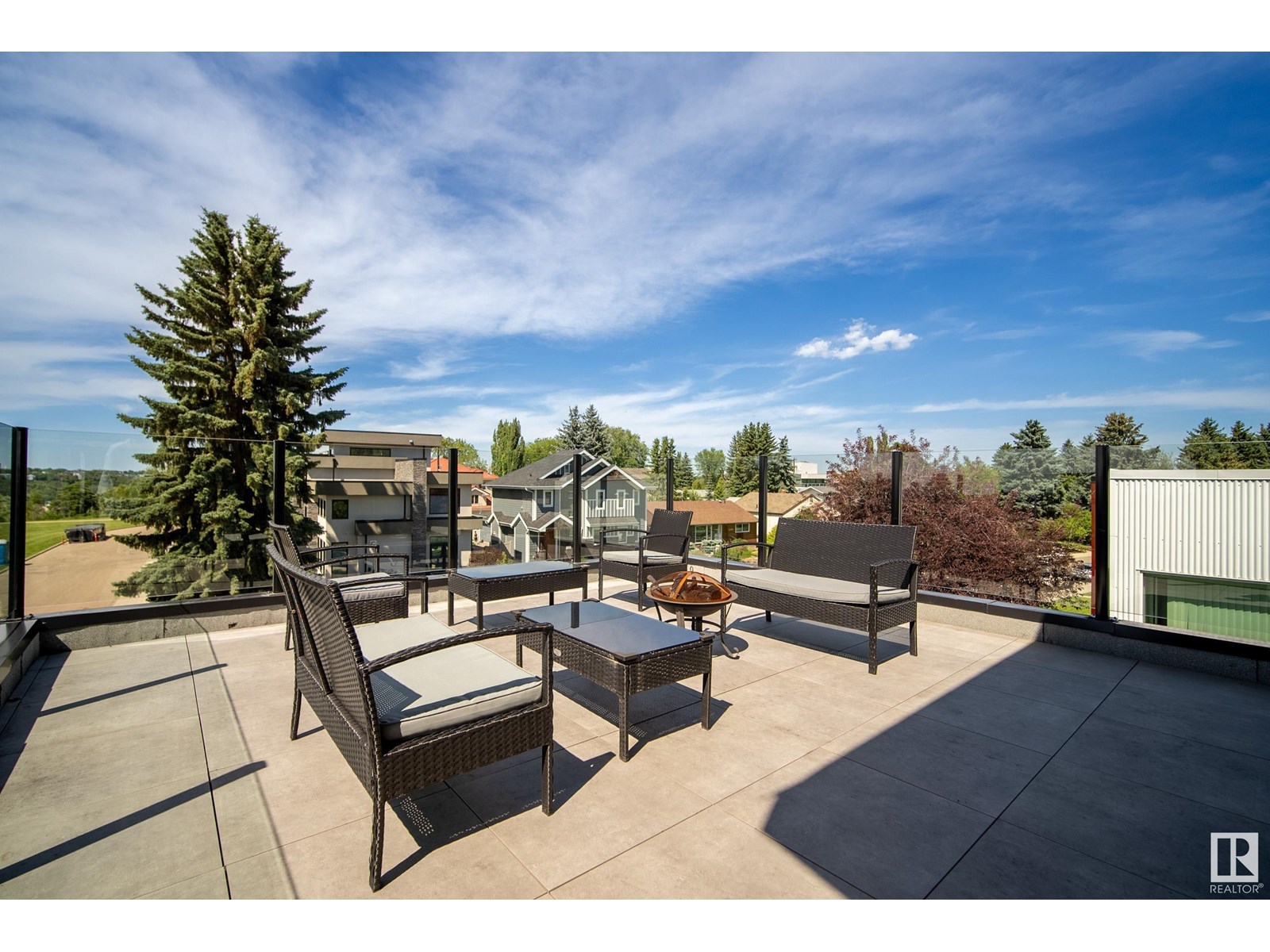 Photo 46 of 8803 Strathearn Dr Nw, Edmonton AB