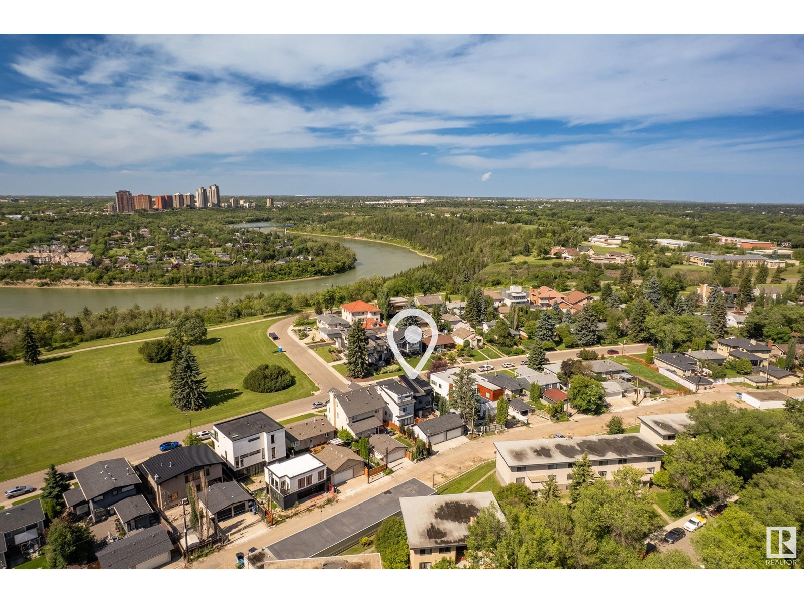 Photo 59 of 8803 Strathearn Dr Nw, Edmonton AB