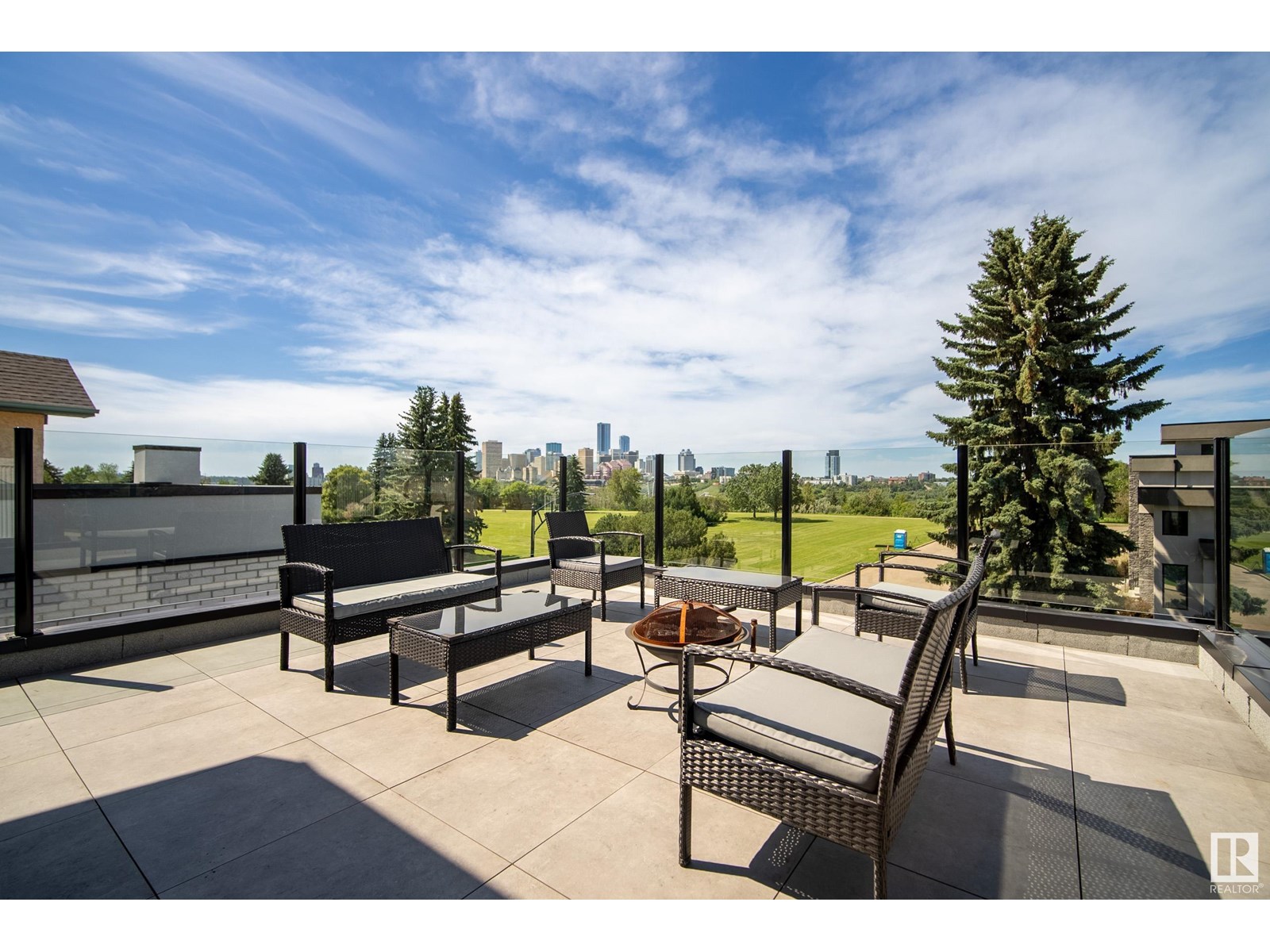 Photo 45 of 8803 Strathearn Dr Nw, Edmonton AB