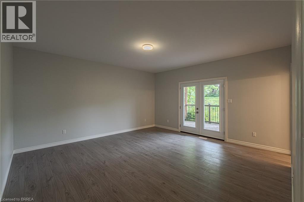 Photo 25 of 192 Grand River Avenue, Brantford ON