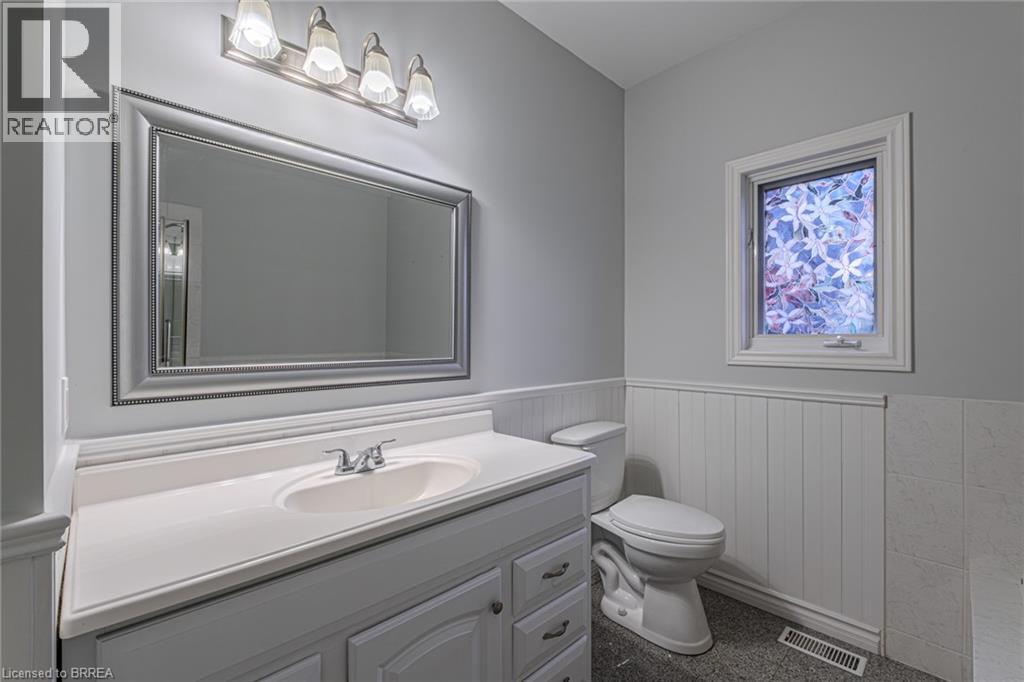 Photo 46 of 192 Grand River Avenue, Brantford ON