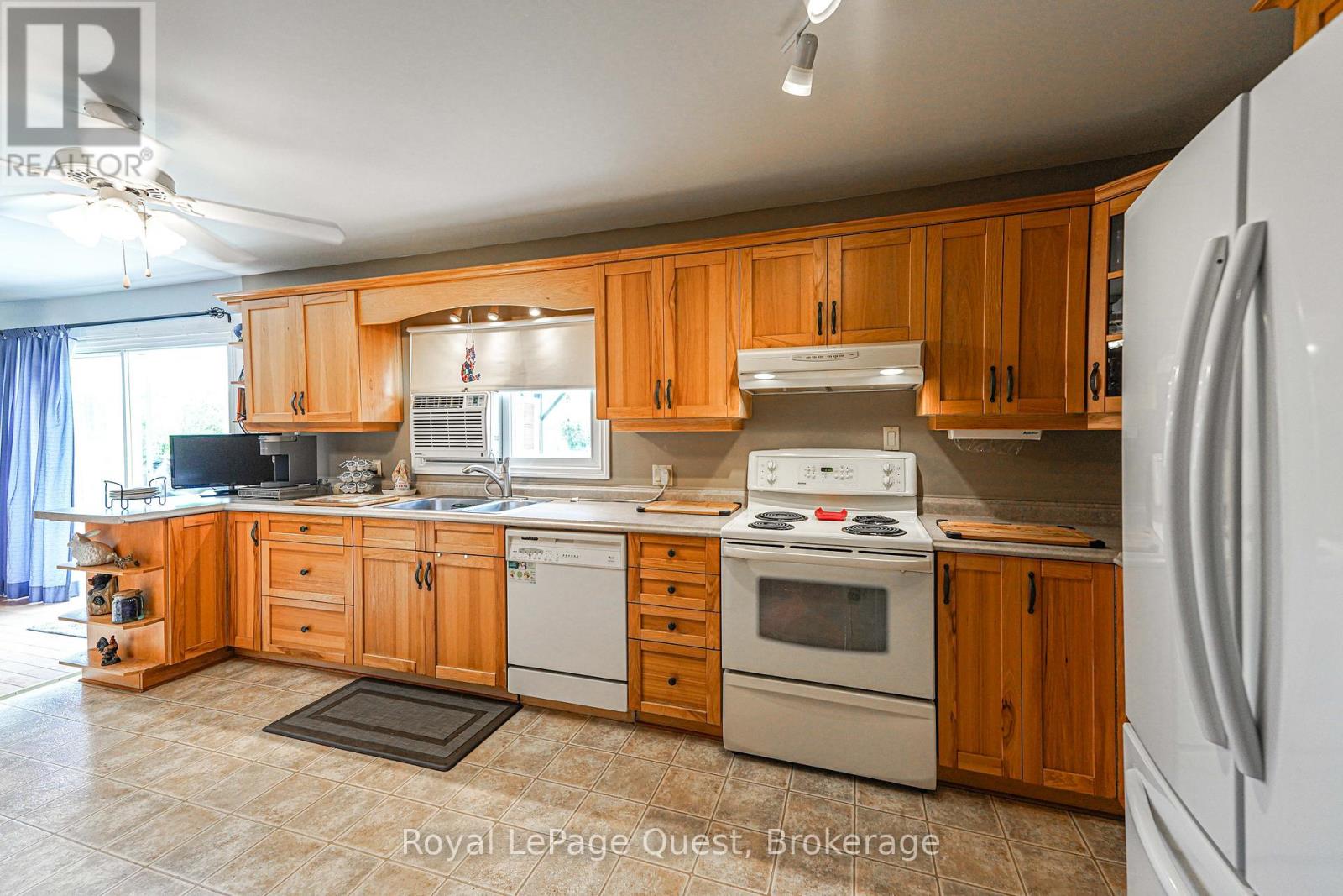 Photo 16 of 3891 Monck Road, Ramara ON