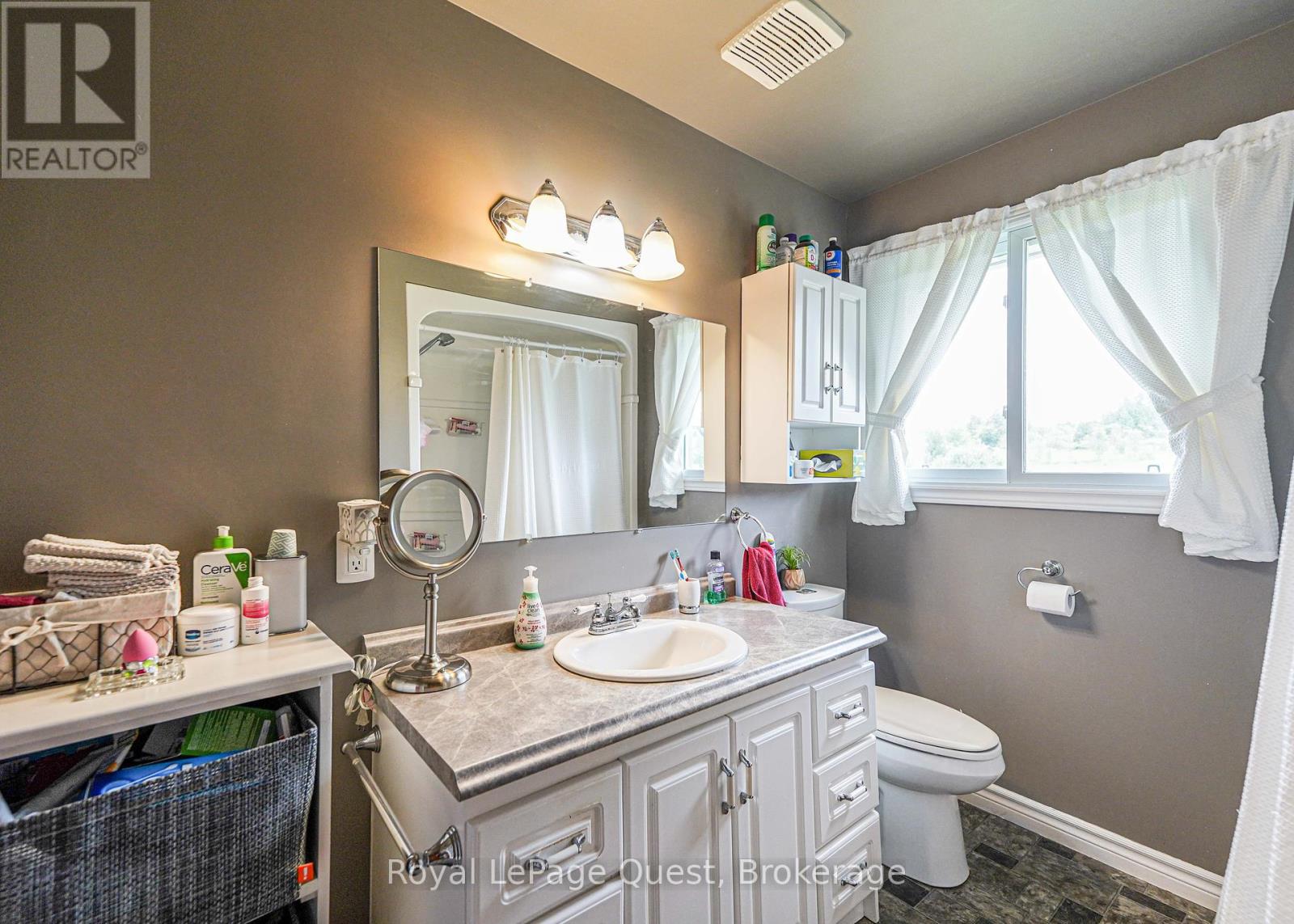 Photo 35 of 3891 Monck Road, Ramara ON