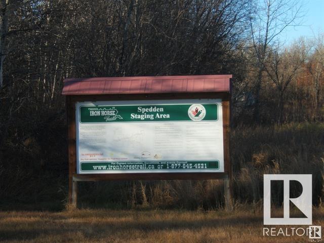 Photo 62 of 4922 50 Av, Spedden AB
