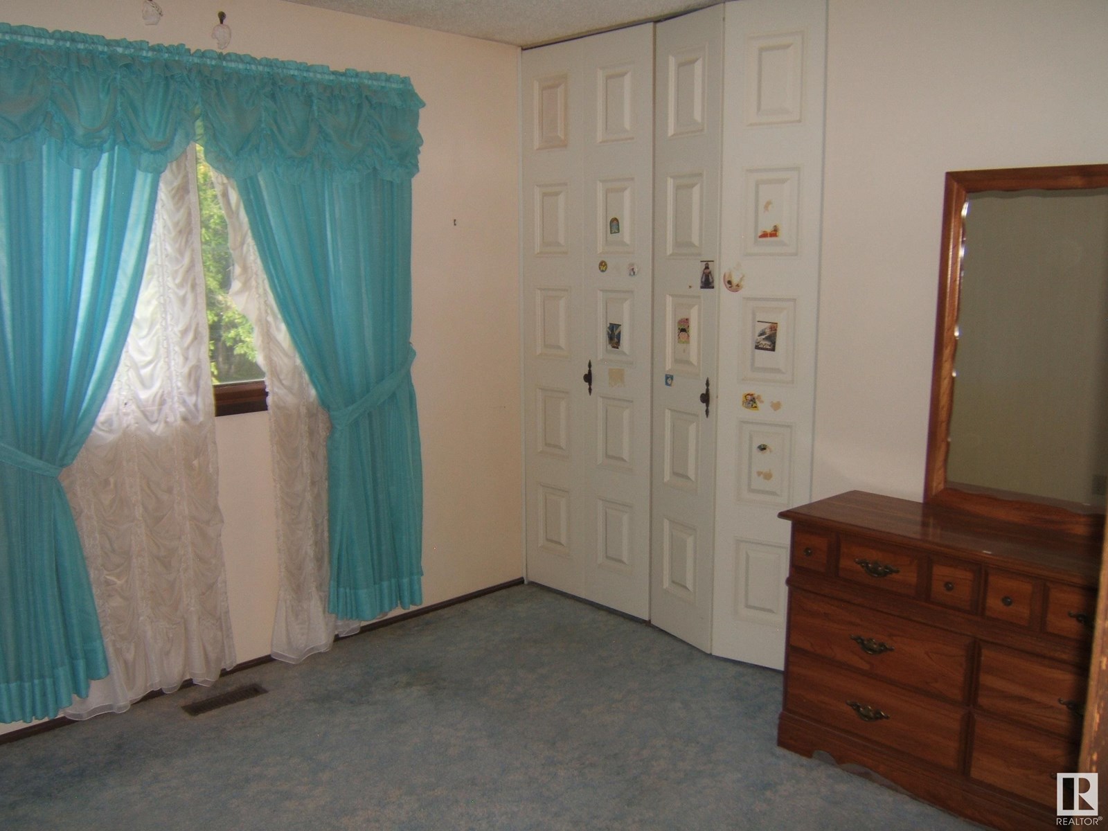 Photo 20 of 4922 50 Av, Spedden AB