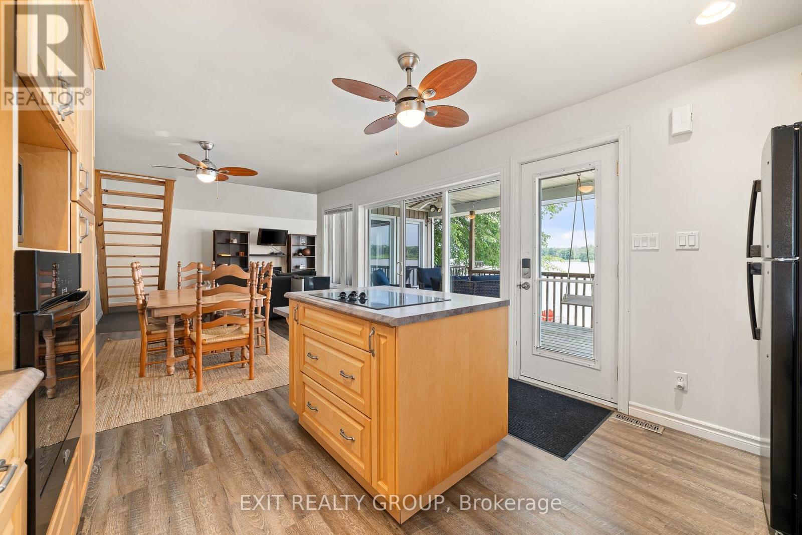 Photo 27 of 8 Rose Street, Quinte West ON