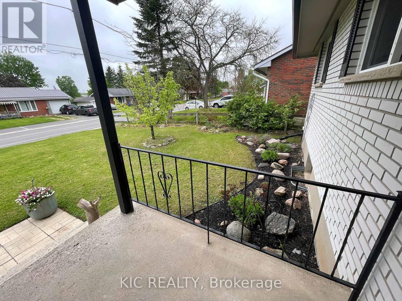 Photo 5 of 11 Mclean Avenue, Havelockbelmontmethuen ON