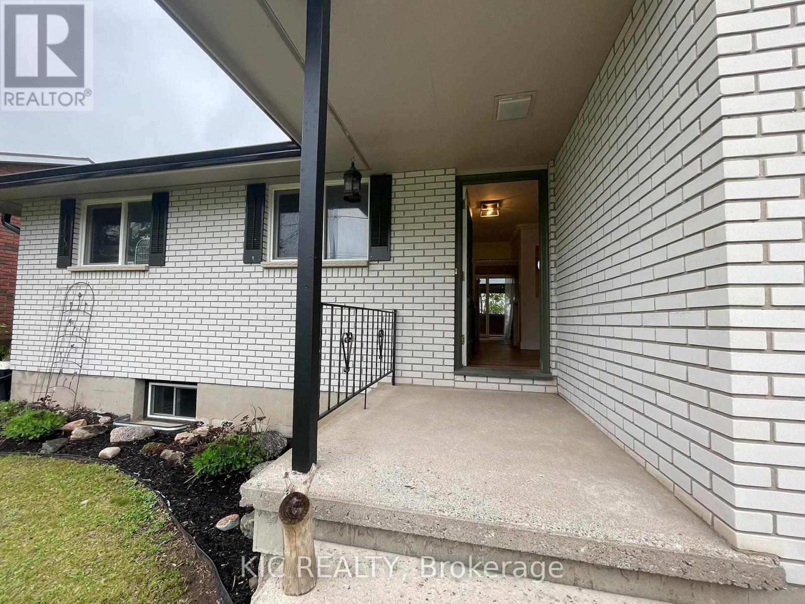 Photo 6 of 11 Mclean Avenue, Havelockbelmontmethuen ON