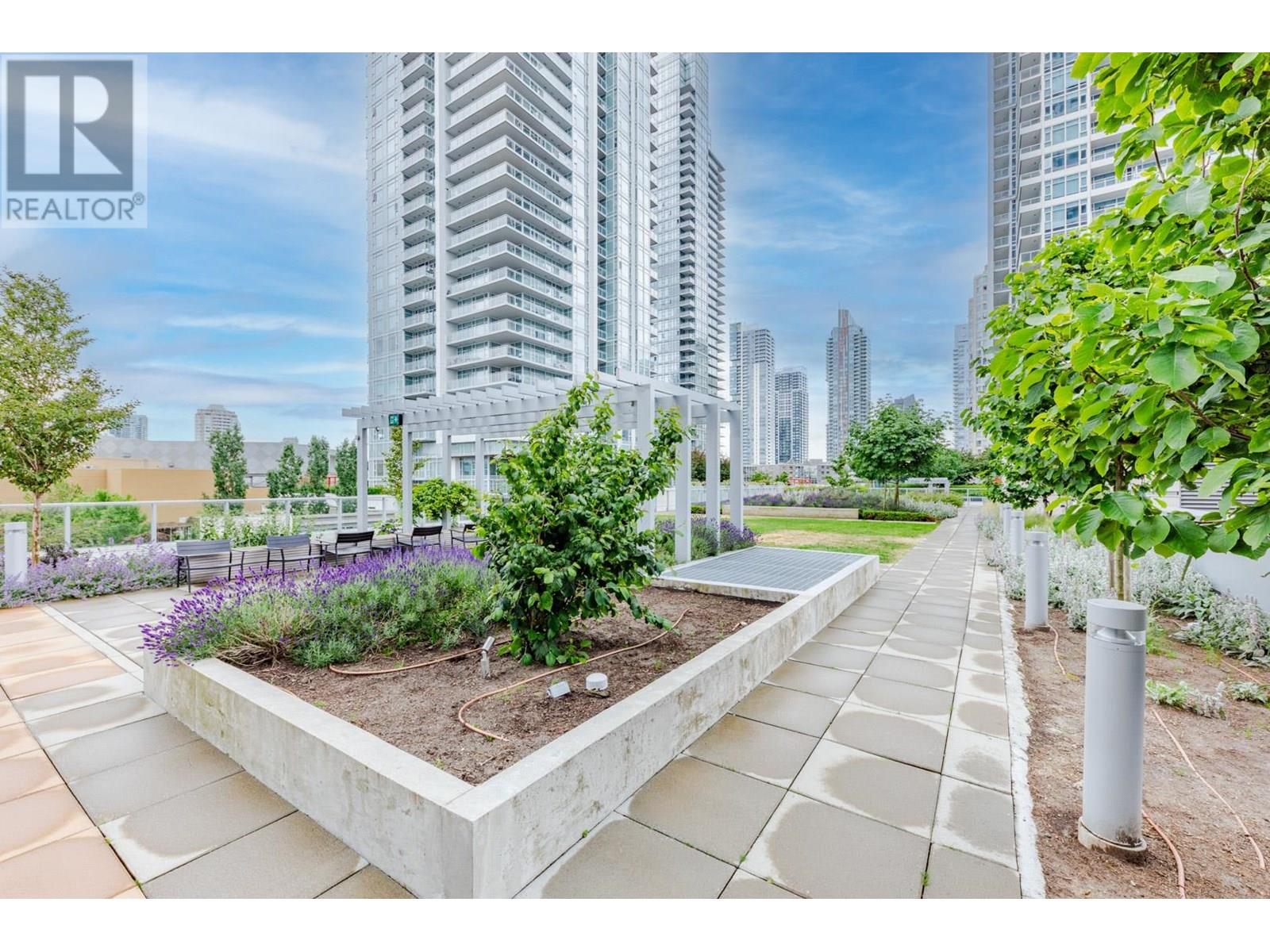 Photo 23 of 3905 6000 Mckay Avenue, Burnaby BC