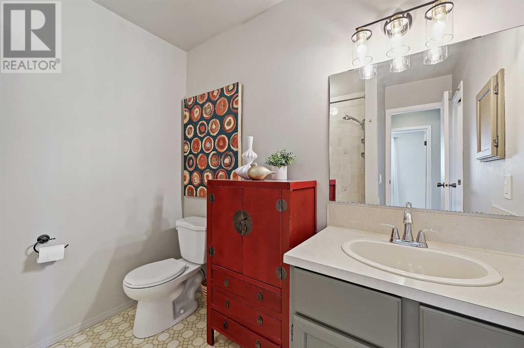 Single Family House 4 Level for Sale in  Cedarille Drive SW Cedarbrae Calgary 