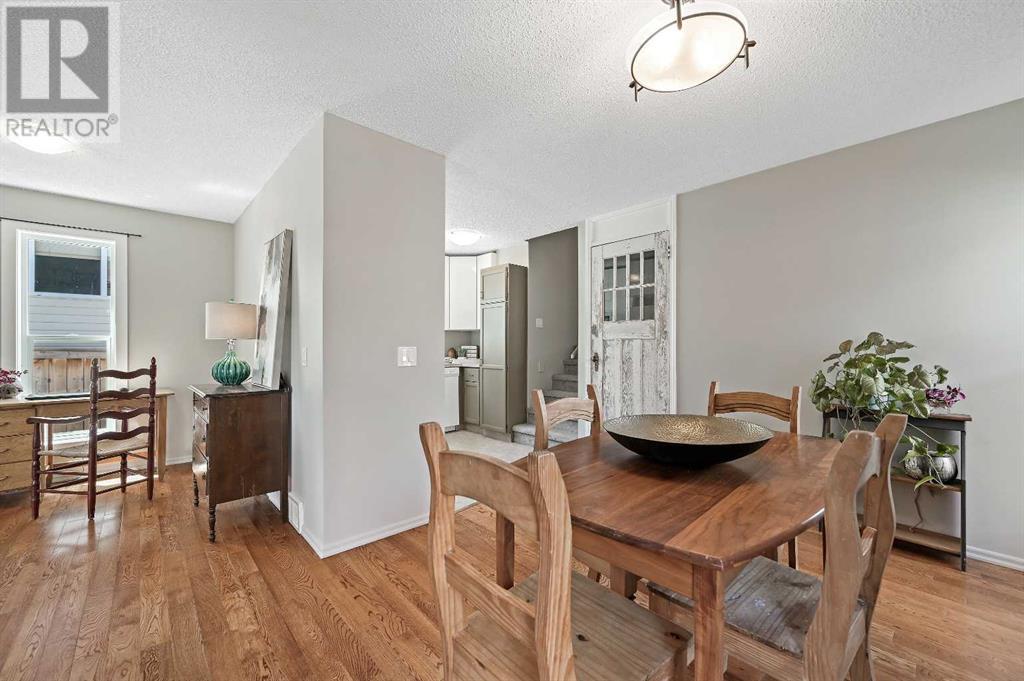 Single Family House 4 Level for Sale in  Cedarille Drive SW Cedarbrae Calgary 
