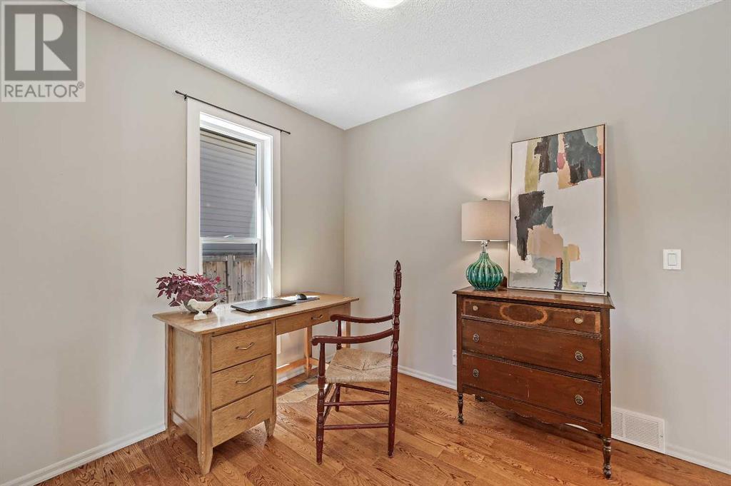 Single Family House 4 Level for Sale in  Cedarille Drive SW Cedarbrae Calgary 