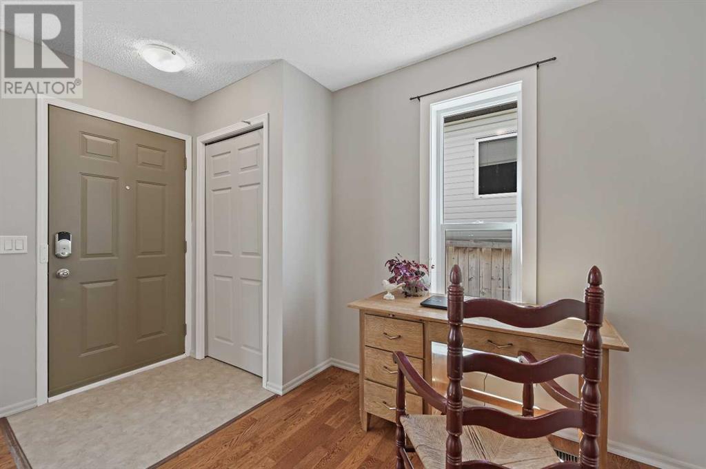Single Family House 4 Level for Sale in  Cedarille Drive SW Cedarbrae Calgary 