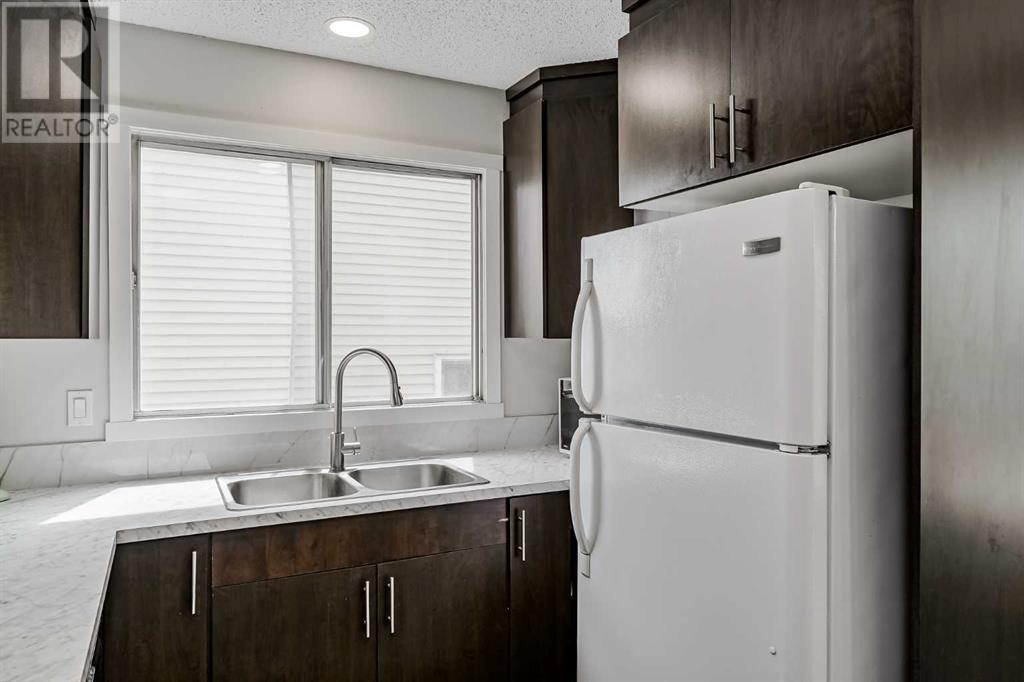 Single Family House Bi-level for Sale in  Falconridge Place NE Falconridge Calgary 