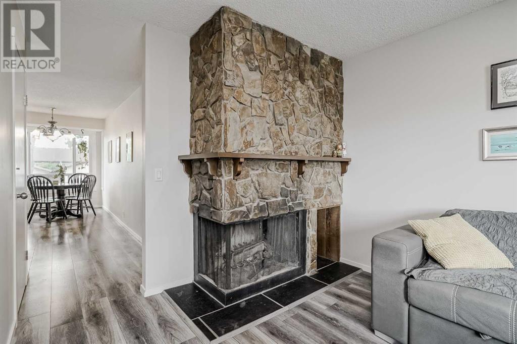 Single Family House Bi-level for Sale in  Falconridge Place NE Falconridge Calgary 