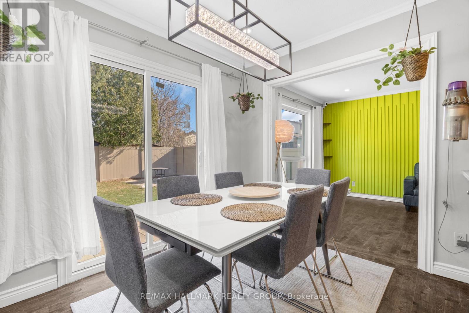 Photo 16 of 32 Brando Crescent, Ottawa ON