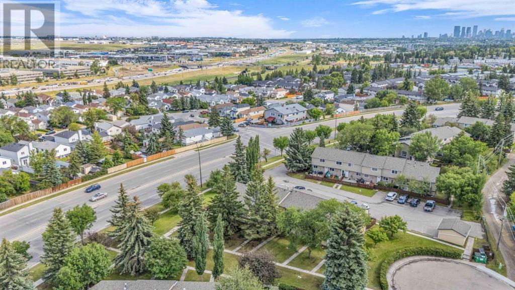 Single Family House Bi-level for Sale in    Street NE Huntington Hills Calgary 