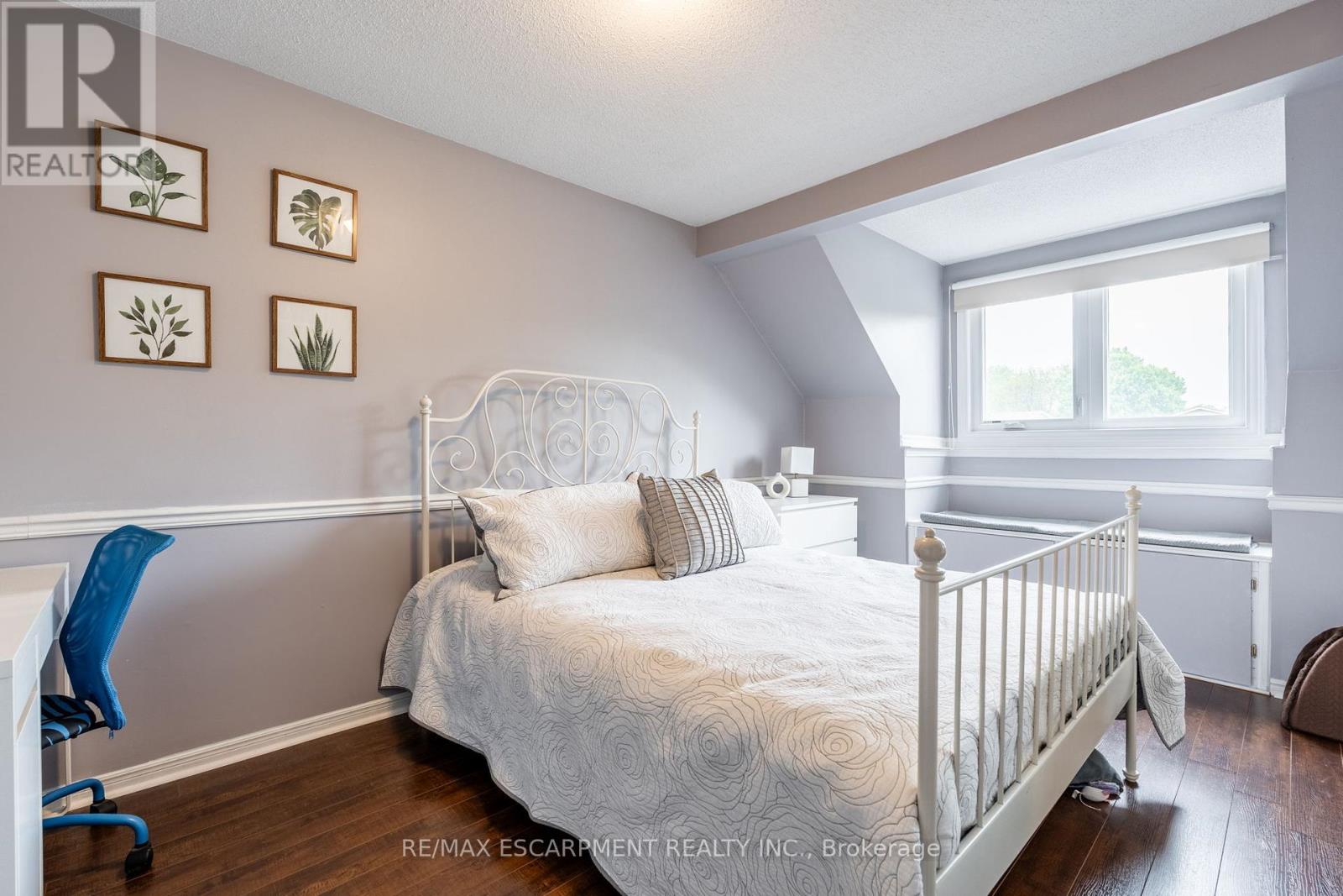 Photo 26 of 24 Vance Crescent, Hamilton ON
