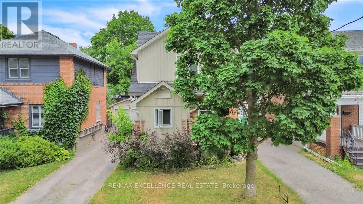 Photo 32 of 626 Downie Street, Peterborough Central ON