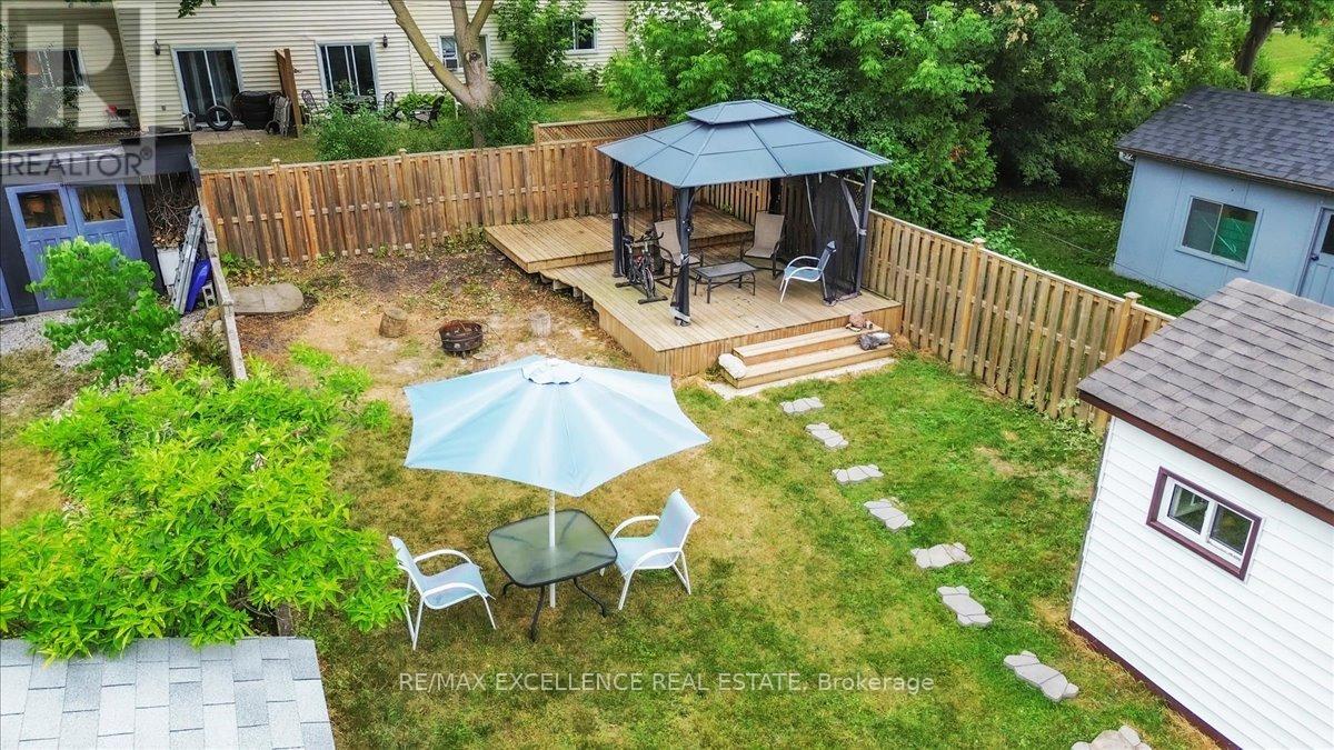 Photo 41 of 626 Downie Street, Peterborough Central ON
