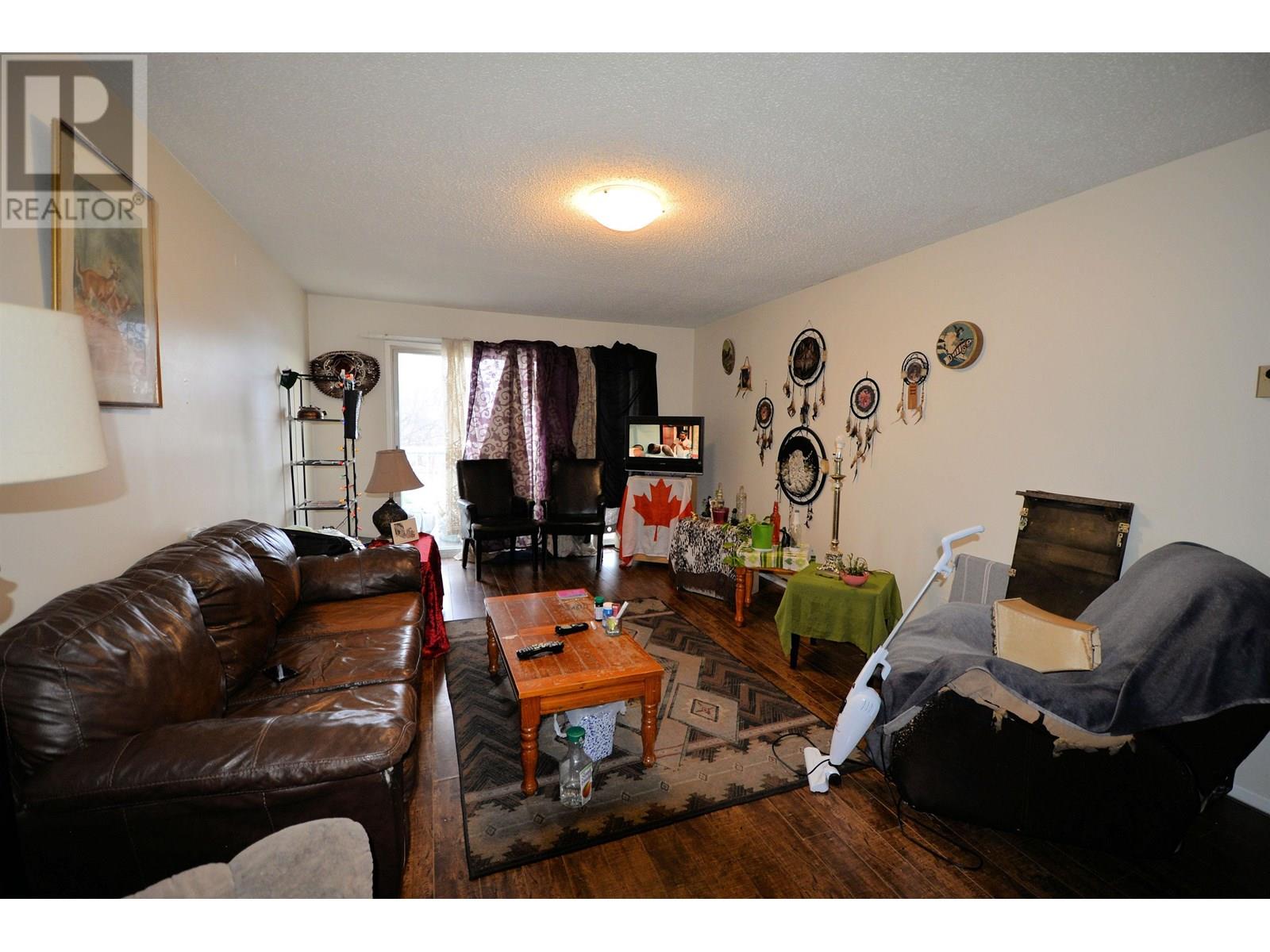 Photo 4 of 1933 Spruce Street, Prince George BC