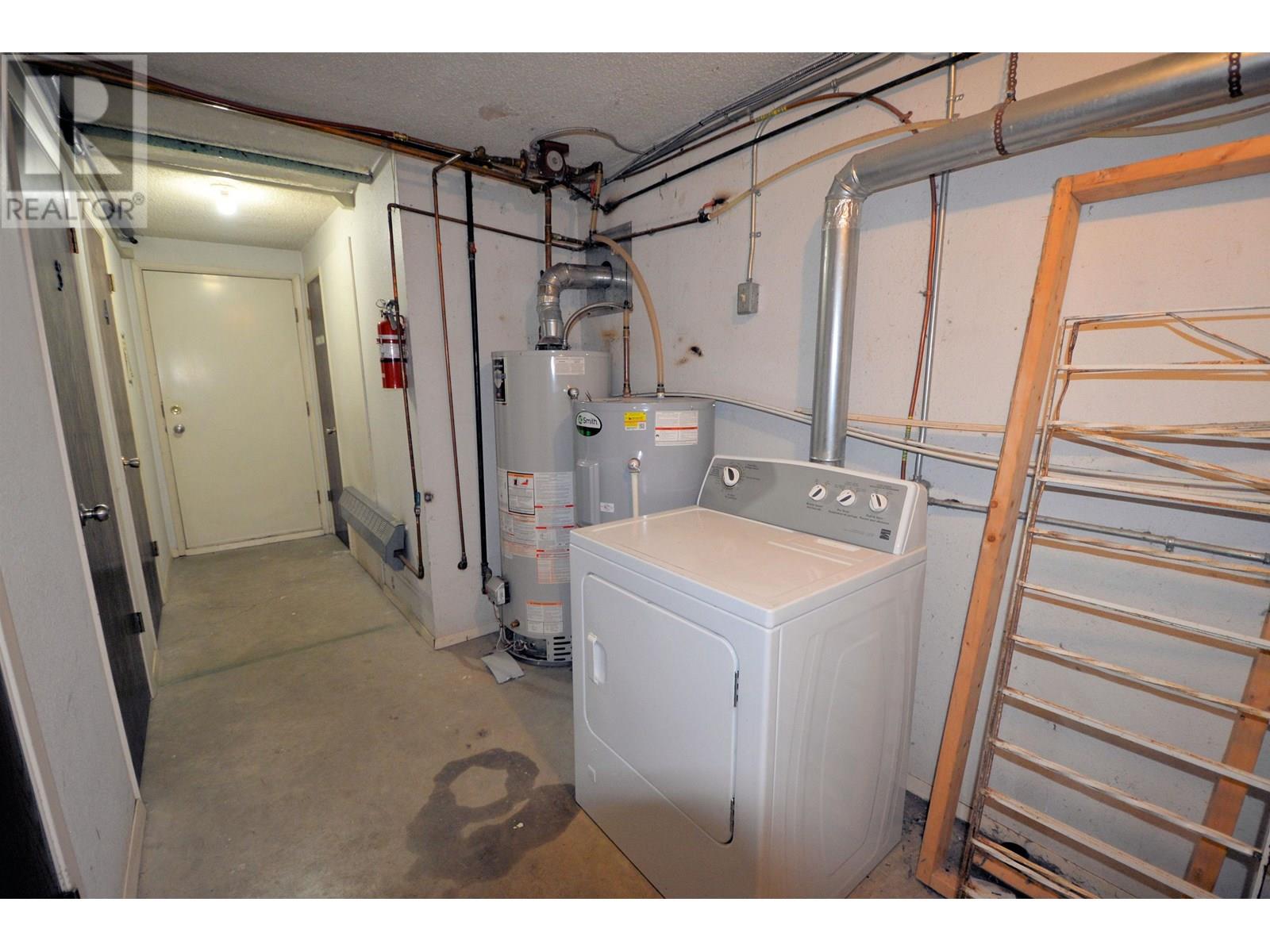 Photo 6 of 1933 Spruce Street, Prince George BC
