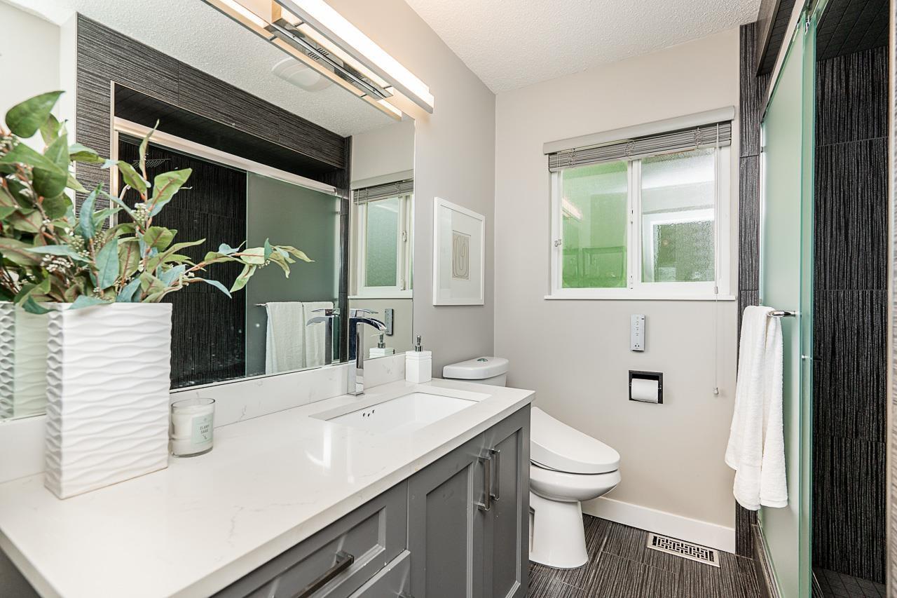 Photo 22 of 20262 46 A Avenue, Langley BC