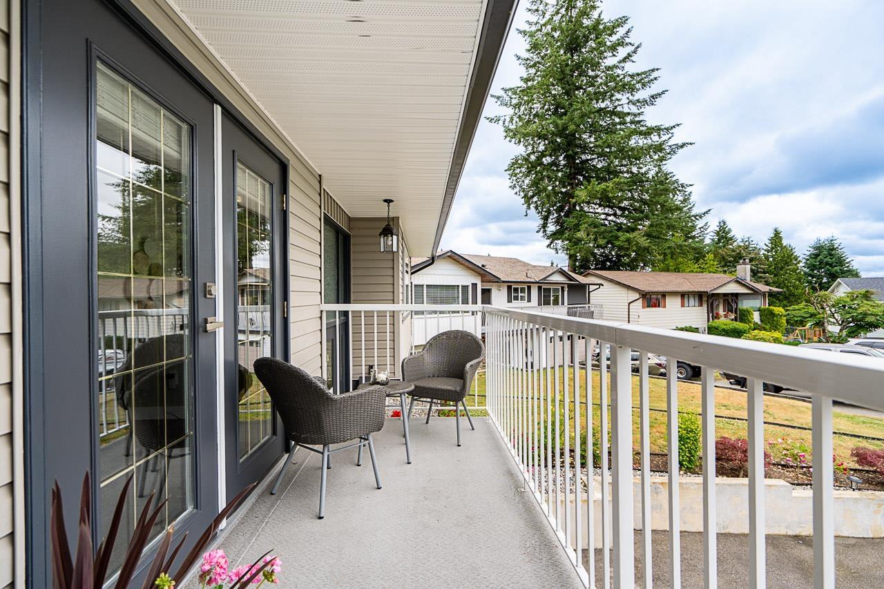 Photo 14 of 20262 46 A Avenue, Langley BC
