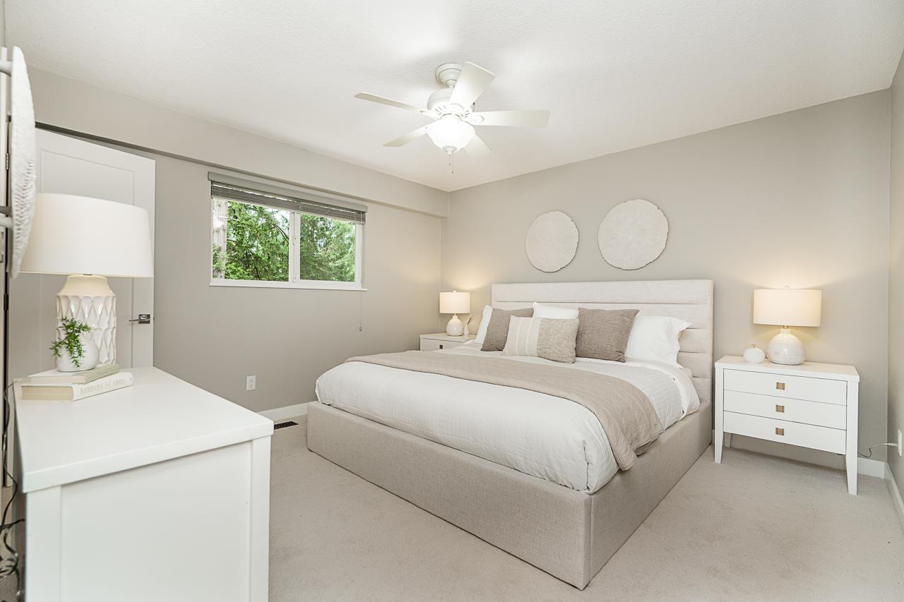 Photo 16 of 20262 46 A Avenue, Langley BC