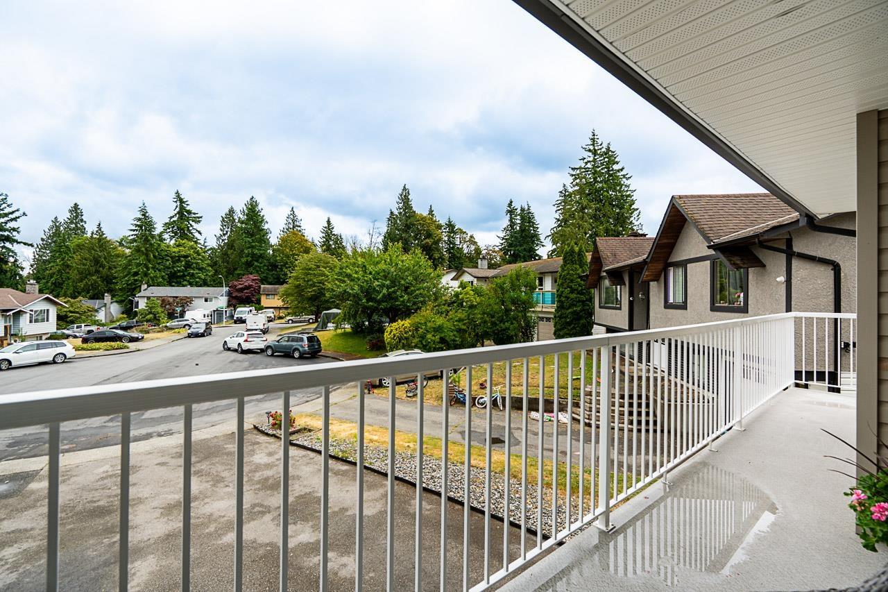 Photo 13 of 20262 46 A Avenue, Langley BC