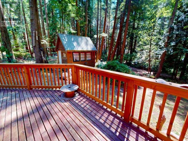 1297 TENNYSON RD, Savary Island