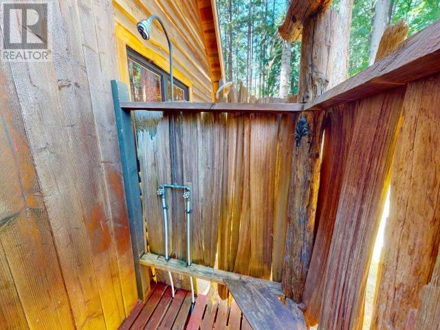 1297 TENNYSON RD, Savary Island