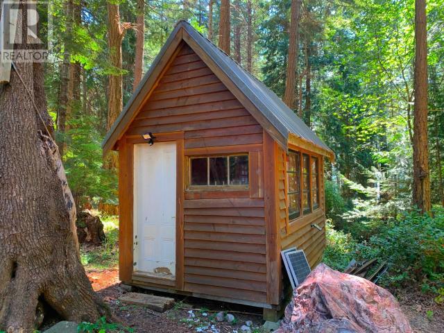1297 TENNYSON RD, Savary Island