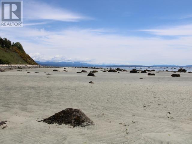 1297 TENNYSON RD, Savary Island