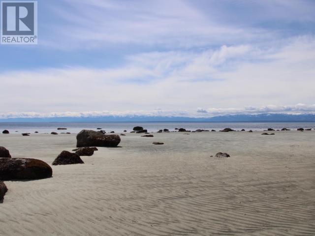 1297 TENNYSON RD, Savary Island