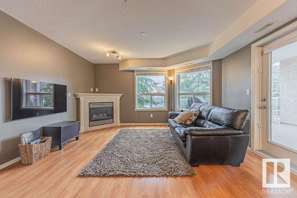 Photo 12 of 222 9008 99 Av Nw, Edmonton AB