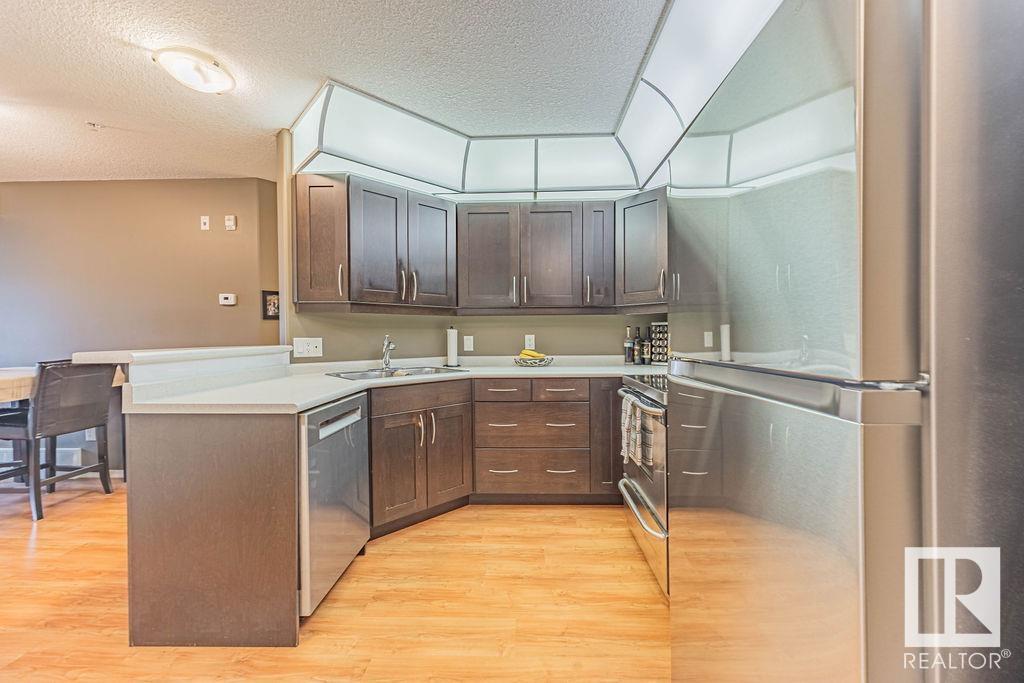 Photo 4 of 222 9008 99 Av Nw, Edmonton AB