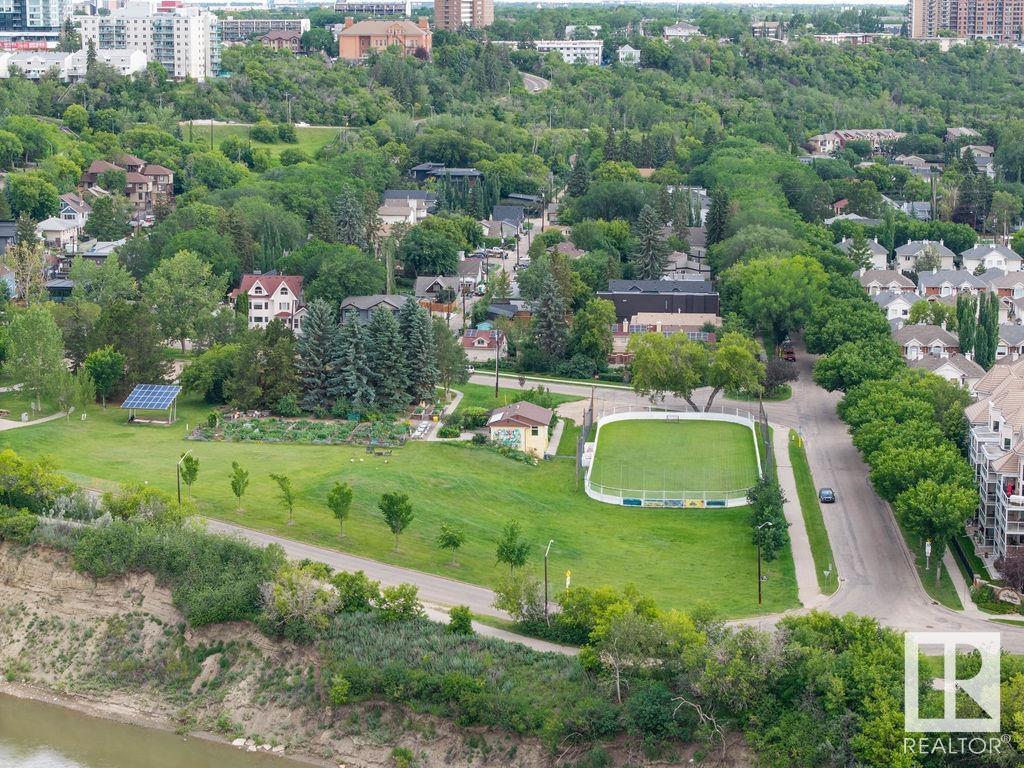 Photo 61 of 222 9008 99 Av Nw, Edmonton AB