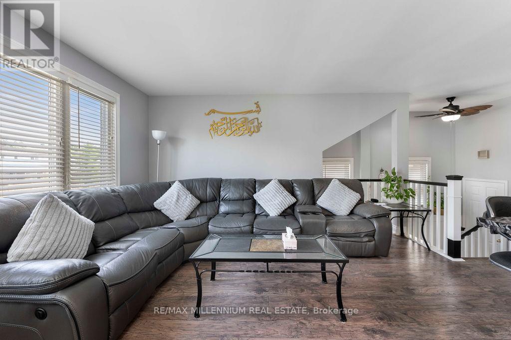 Photo 16 of 7 Empire Crescent, Clarington ON