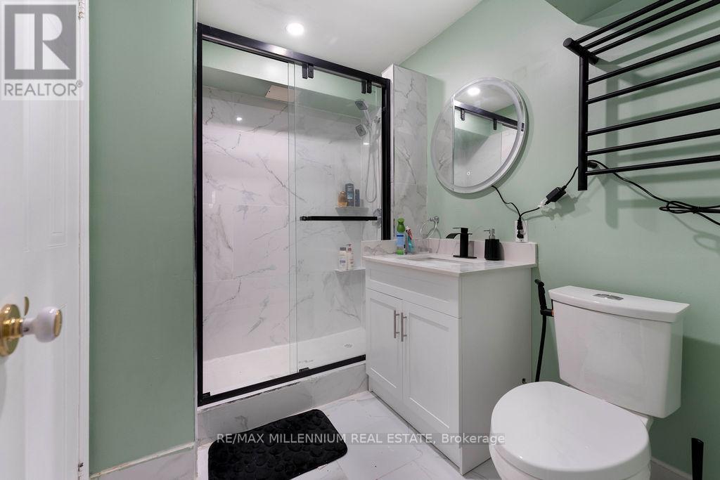 Photo 35 of 7 Empire Crescent, Clarington ON