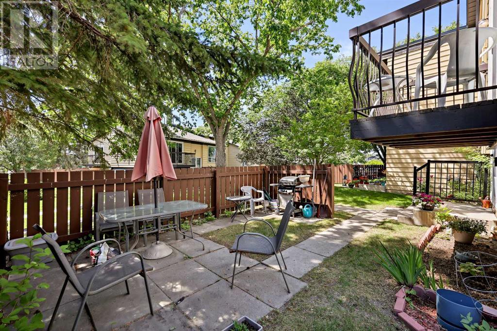 Single Family House Bi-level for Sale in    Street NE Huntington Hills Calgary 