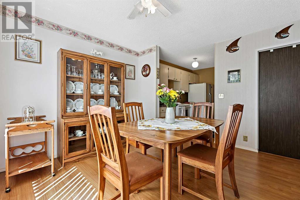 Single Family House Bi-level for Sale in    Street NE Huntington Hills Calgary 